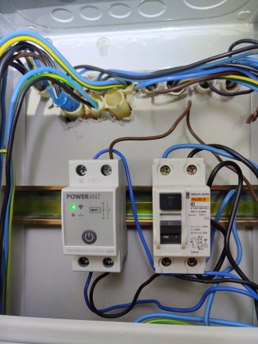 Reseña fotográfica del contactor eléctrico Spot 32A