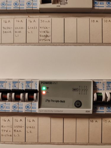 Reseña fotográfica del contactor eléctrico Spot 63A